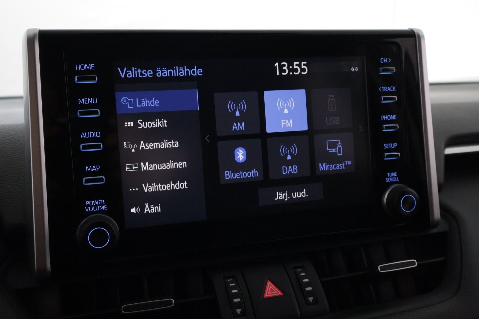 TOYOTA RAV4 2021 Hybrid 2,5 AWD-i Premium - ACC | Lohko | P-kamera | Nahkapenkit | Irroitettava koukku | BLIS | Muistipenkki | Ratinlämmitin | KeyLessGo | CarPlay | LED