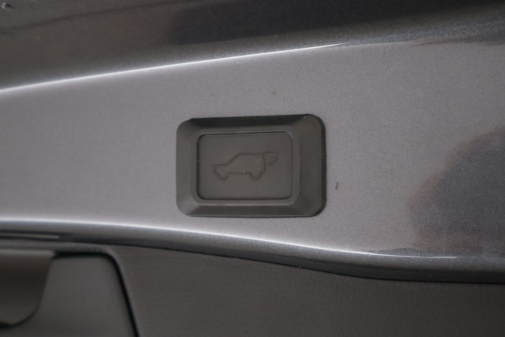 TOYOTA RAV4 2021 Hybrid 2,5 AWD-i Premium - ACC | Lohko | P-kamera | Nahkapenkit | Irroitettava koukku | BLIS | Muistipenkki | Ratinlämmitin | KeyLessGo | CarPlay | LED