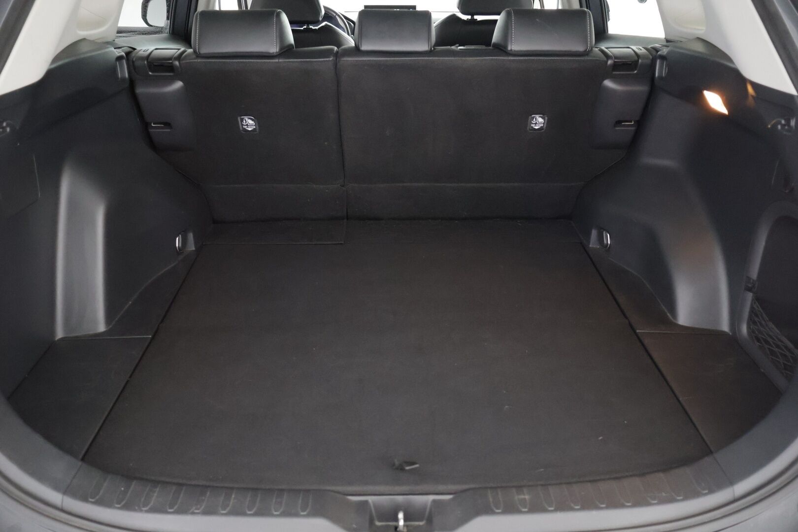 TOYOTA RAV4 2021 Hybrid 2,5 AWD-i Premium - ACC | Lohko | P-kamera | Nahkapenkit | Irroitettava koukku | BLIS | Muistipenkki | Ratinlämmitin | KeyLessGo | CarPlay | LED