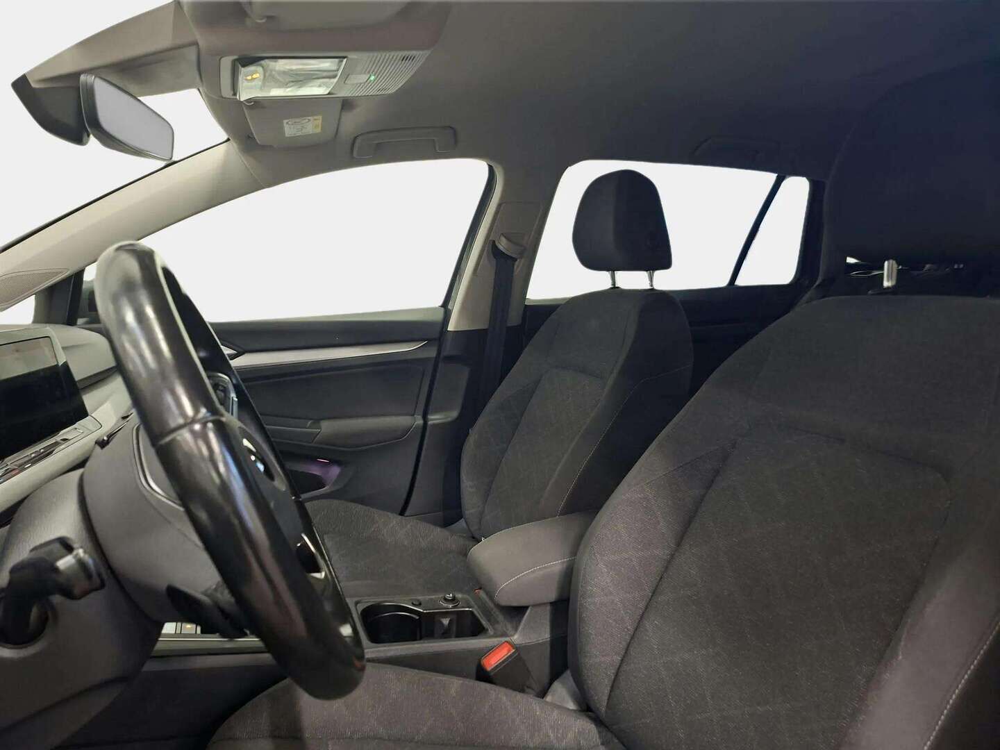 Volkswagen Golf 2022 Volkswagen GOLF Farmari 2.0 - | Digimittaristo | Koukku taittuva | ACC | Kaistavahti | RSI | Navi | Front Assist | Keyless | CarPlay & Android Auto | P.tutkat | LED | Lämmitettävä ratti | Suomi-auto | 2x aluvanteet | 