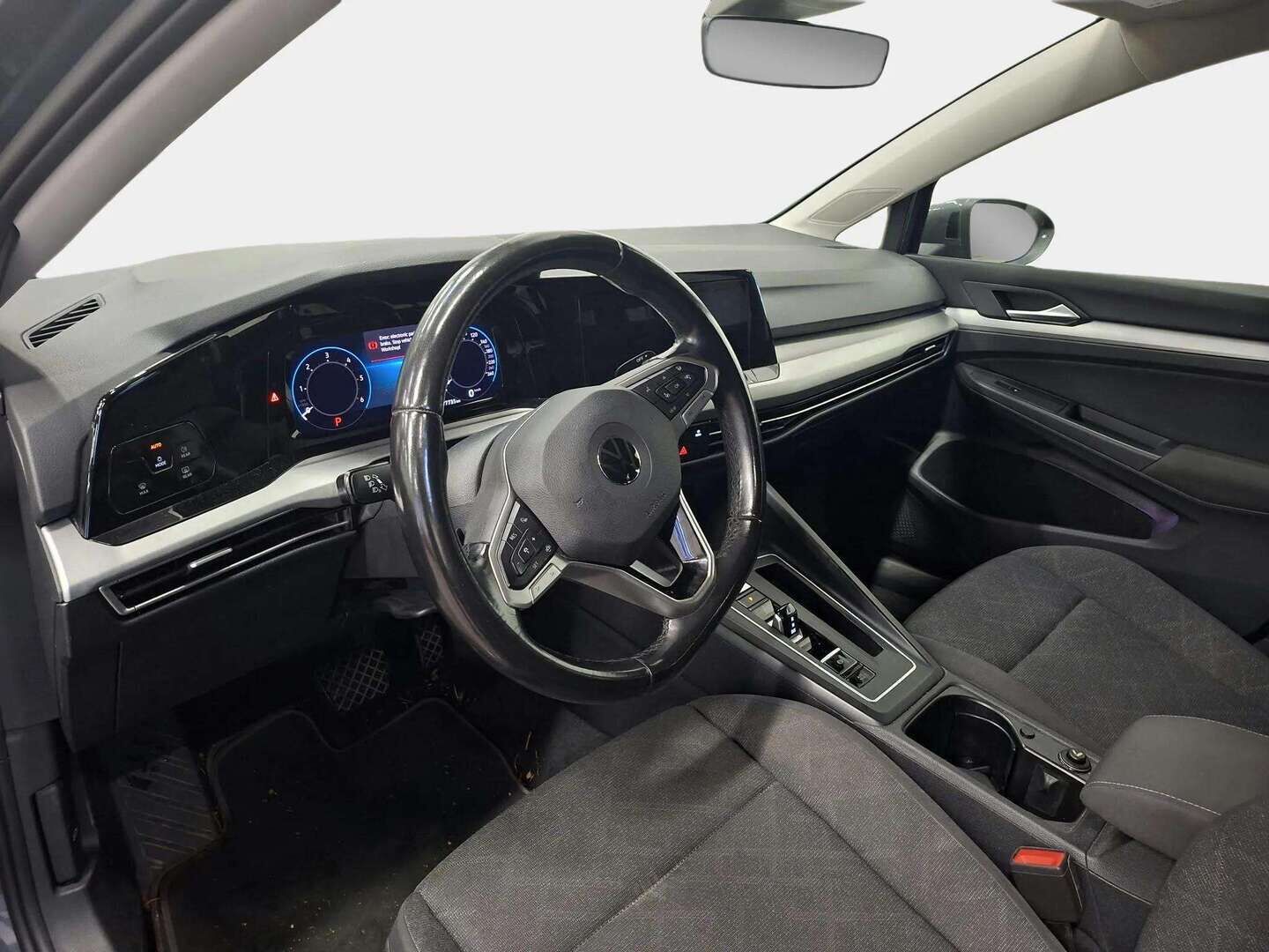 Volkswagen Golf 2022 Volkswagen GOLF Farmari 2.0 - | Digimittaristo | Koukku taittuva | ACC | Kaistavahti | RSI | Navi | Front Assist | Keyless | CarPlay & Android Auto | P.tutkat | LED | Lämmitettävä ratti | Suomi-auto | 2x aluvanteet | 