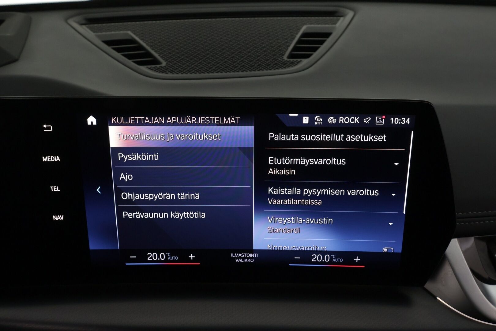 BMW iX1 2023 xDrive 30 M Sport * ACC / HUD / Koukku / Hierovat penkit muistilla / H&K / Panorama / 360° / Adapt.LED * - Akku kuntotarkastettu SoH 98,1% / Supervarusteet