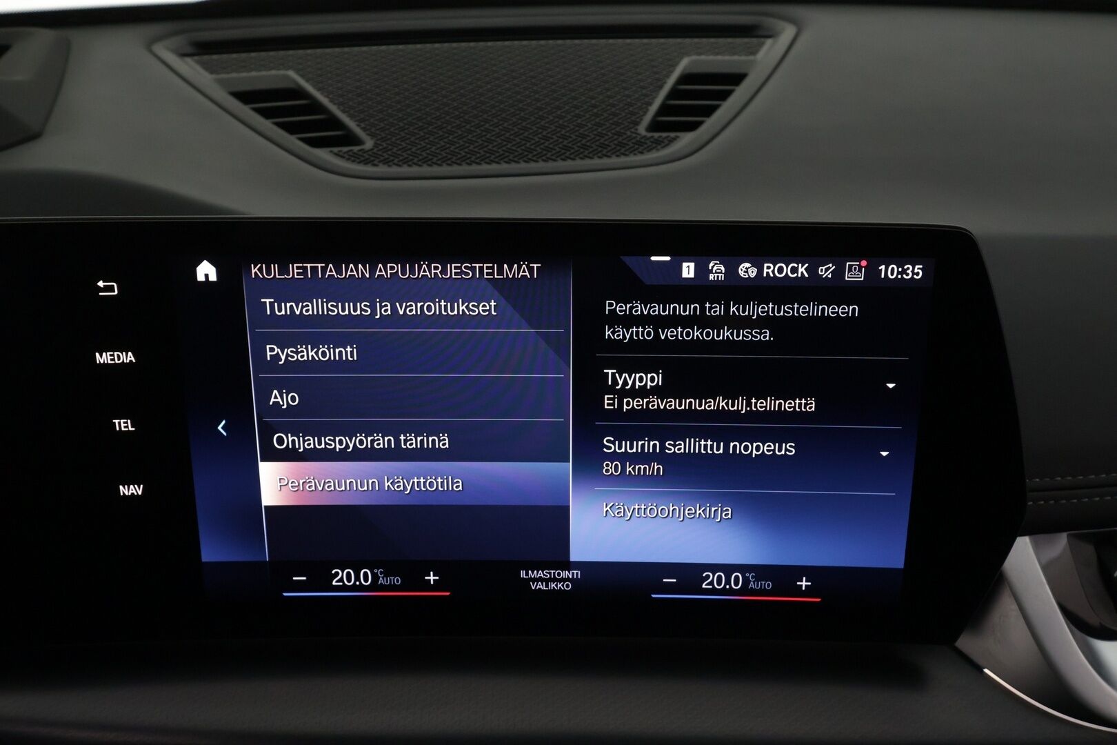 BMW iX1 2023 xDrive 30 M Sport * ACC / HUD / Koukku / Hierovat penkit muistilla / H&K / Panorama / 360° / Adapt.LED * - Akku kuntotarkastettu SoH 98,1% / Supervarusteet