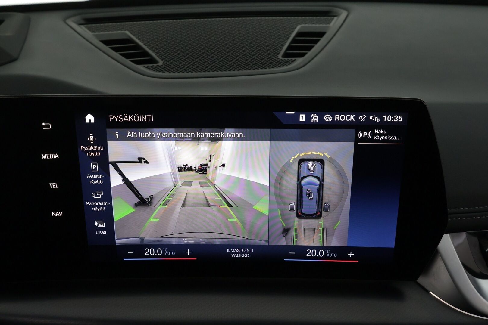 BMW iX1 2023 xDrive 30 M Sport * ACC / HUD / Koukku / Hierovat penkit muistilla / H&K / Panorama / 360° / Adapt.LED * - Akku kuntotarkastettu SoH 98,1% / Supervarusteet