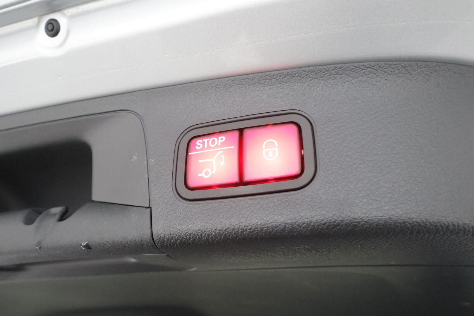 Mercedes-Benz EQA 2021 350 4MATIC Business Edition 1 - | DTR+ | Widescreen | Ambient | Sporttinahat | P.kamera | Navi | Apple & Android | Sähk. takaluukku | 