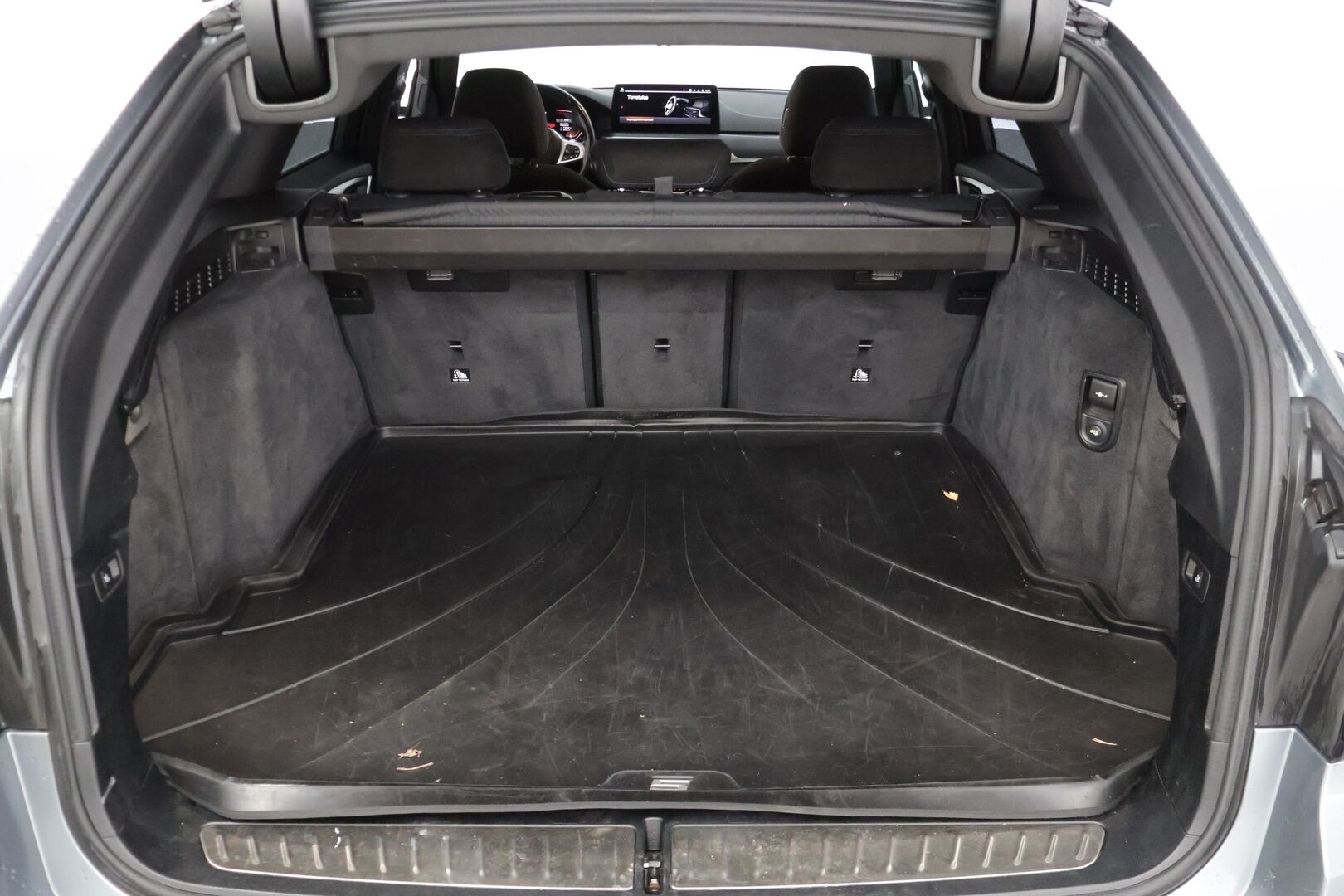 BMW 520 2021 G31 Touring A xDrive M-Sport MHEV LCI * Adapt. Cruise / Webasto / Hifi / Display Key / P.kamera / Prof. Navi / Koukku * - Kovilla Varusteilla / ACC / 21" Rautamon arvokkaat vanteet / Talveksi näyttävät M-Sport vanteet / M Sport / LED - HULLUT BLACKWEEK JATKOT - KORKOTARJOUS 2,49%