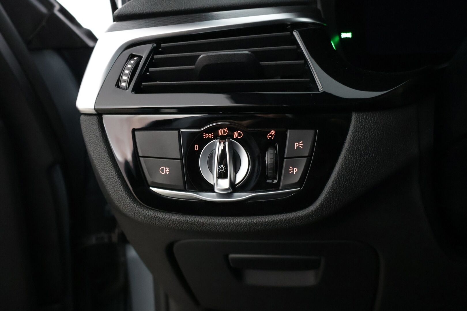 BMW 520 2021 G31 Touring A xDrive M-Sport MHEV LCI * Adapt. Cruise / Webasto / Hifi / Display Key / P.kamera / Prof. Navi / Koukku * - Kovilla Varusteilla / ACC / 21" Rautamon arvokkaat vanteet / Talveksi näyttävät M-Sport vanteet / M Sport / LED - HULLUT BLACKWEEK JATKOT - KORKOTARJOUS 2,49%