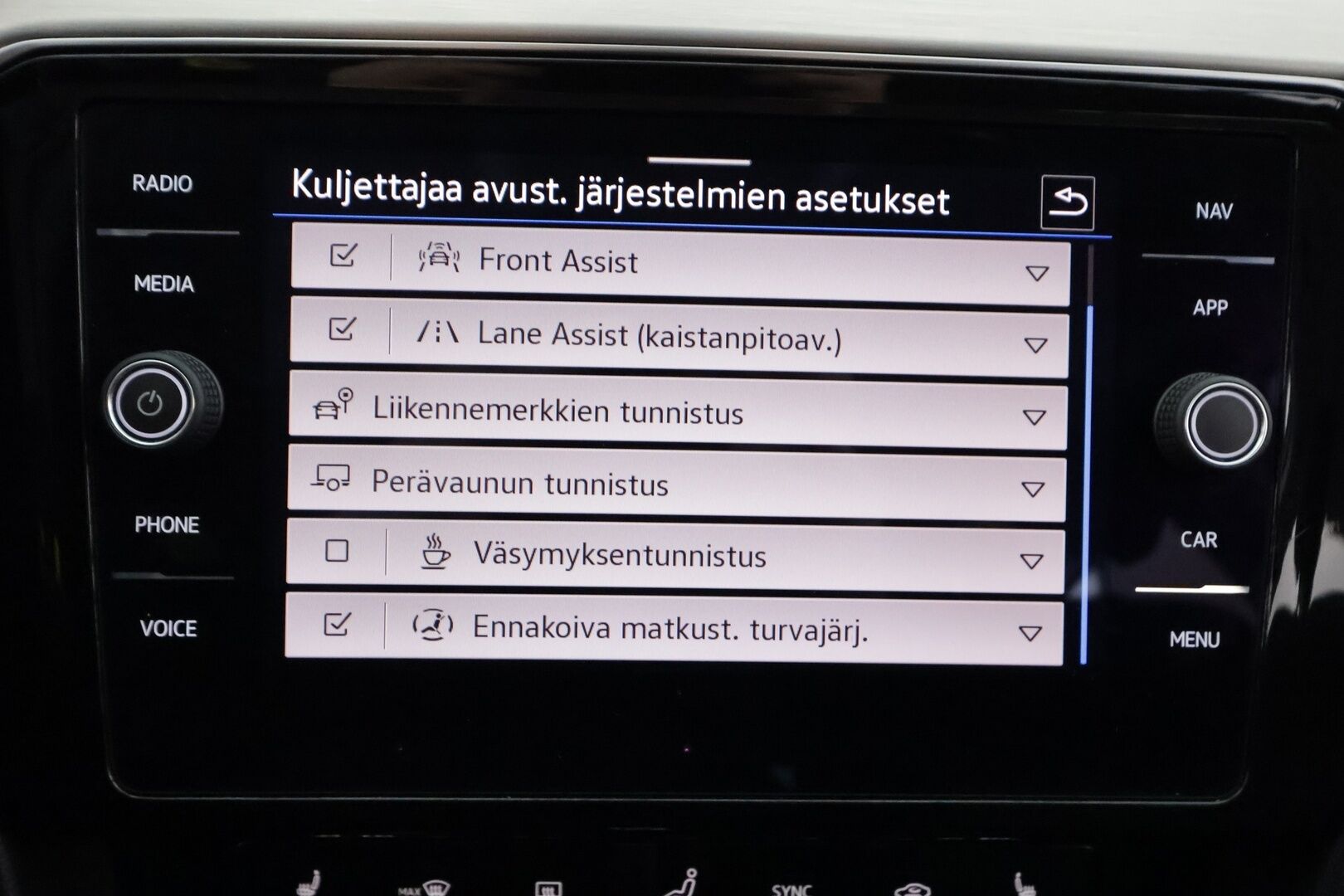 VOLKSWAGEN PASSAT 2021 Variant Alltrack 2,0 TDI SCR 147 kW 4MOTION DSG - | ACC | Webasto | Koukku | IQ.Light | Digimittaristo | P.kamera | Travel Assist | P.kamera | Navi | Apple & Android | Ergocomfort | Merkkihuollot | - KORKO VAIN 3,99 %