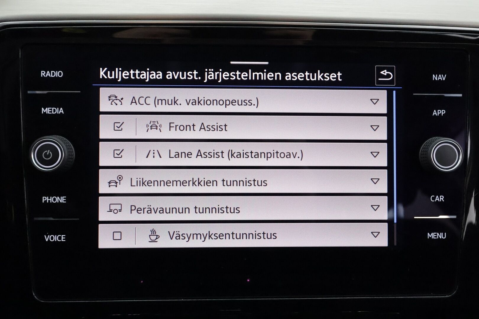 VOLKSWAGEN PASSAT 2021 Variant Alltrack 2,0 TDI SCR 147 kW 4MOTION DSG - | ACC | Webasto | Koukku | IQ.Light | Digimittaristo | P.kamera | Travel Assist | P.kamera | Navi | Apple & Android | Ergocomfort | Merkkihuollot | - KORKO VAIN 3,99 %