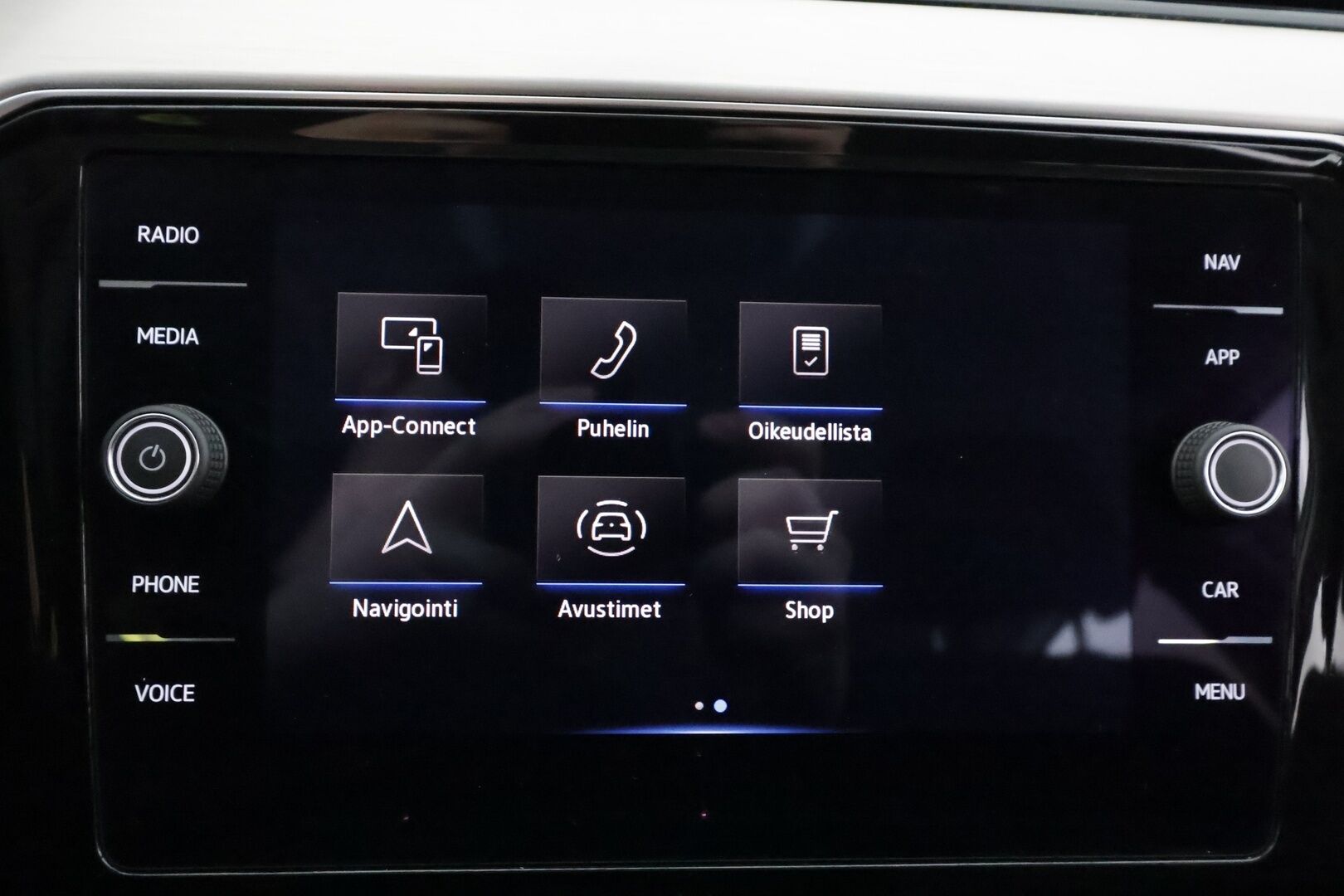 VOLKSWAGEN PASSAT 2021 Variant Alltrack 2,0 TDI SCR 147 kW 4MOTION DSG - | ACC | Webasto | Koukku | IQ.Light | Digimittaristo | P.kamera | Travel Assist | P.kamera | Navi | Apple & Android | Ergocomfort | Merkkihuollot | - KORKO VAIN 3,99 %