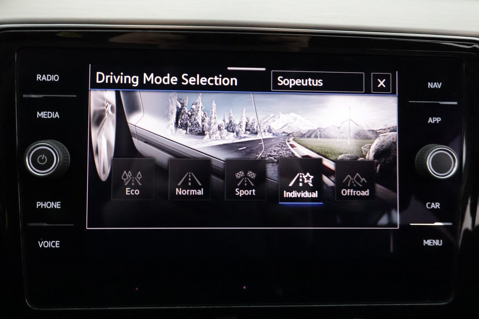 VOLKSWAGEN PASSAT 2021 Variant Alltrack 2,0 TDI SCR 147 kW 4MOTION DSG - | ACC | Webasto | Koukku | IQ.Light | Digimittaristo | P.kamera | Travel Assist | P.kamera | Navi | Apple & Android | Ergocomfort | Merkkihuollot | - KORKO VAIN 3,99 %