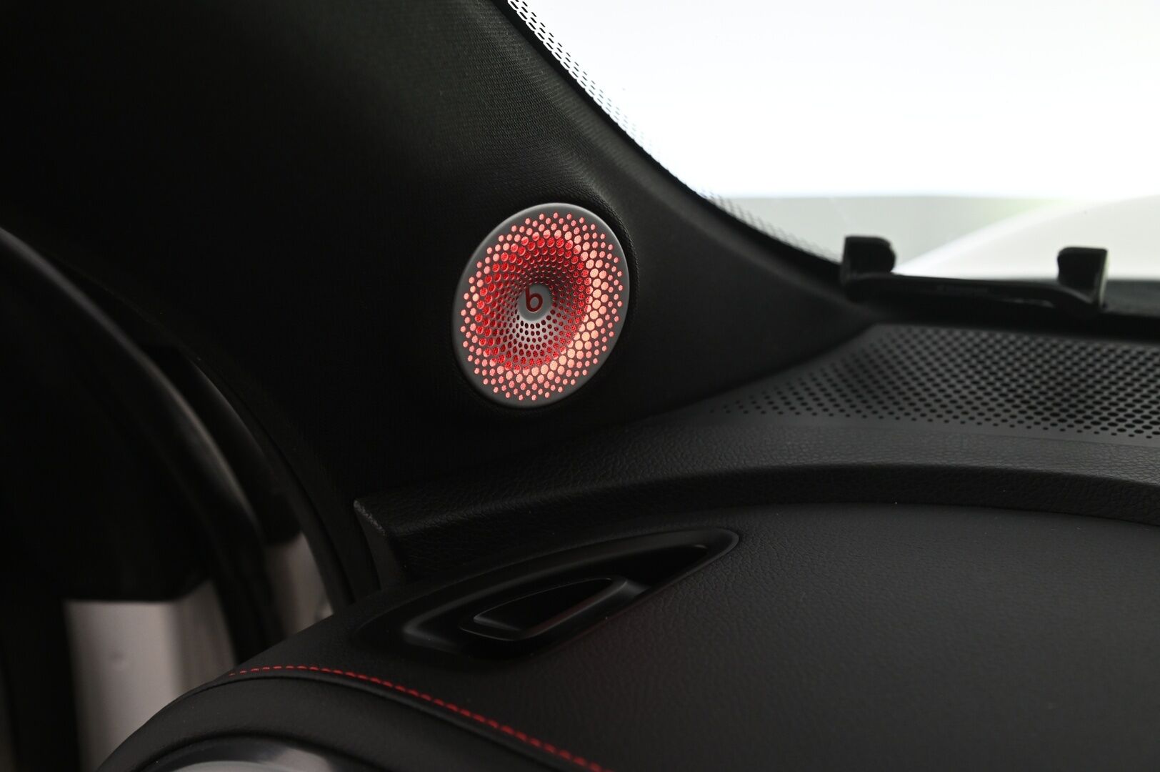 Smart #1 2023 Brabus AWD - SoH 97.2% | Beats Sound System | ACC | Urheiluistuimet | BLIS | Lasikatto | HUD | 360° Kamera | 2x renkaat&alumiinivanteet