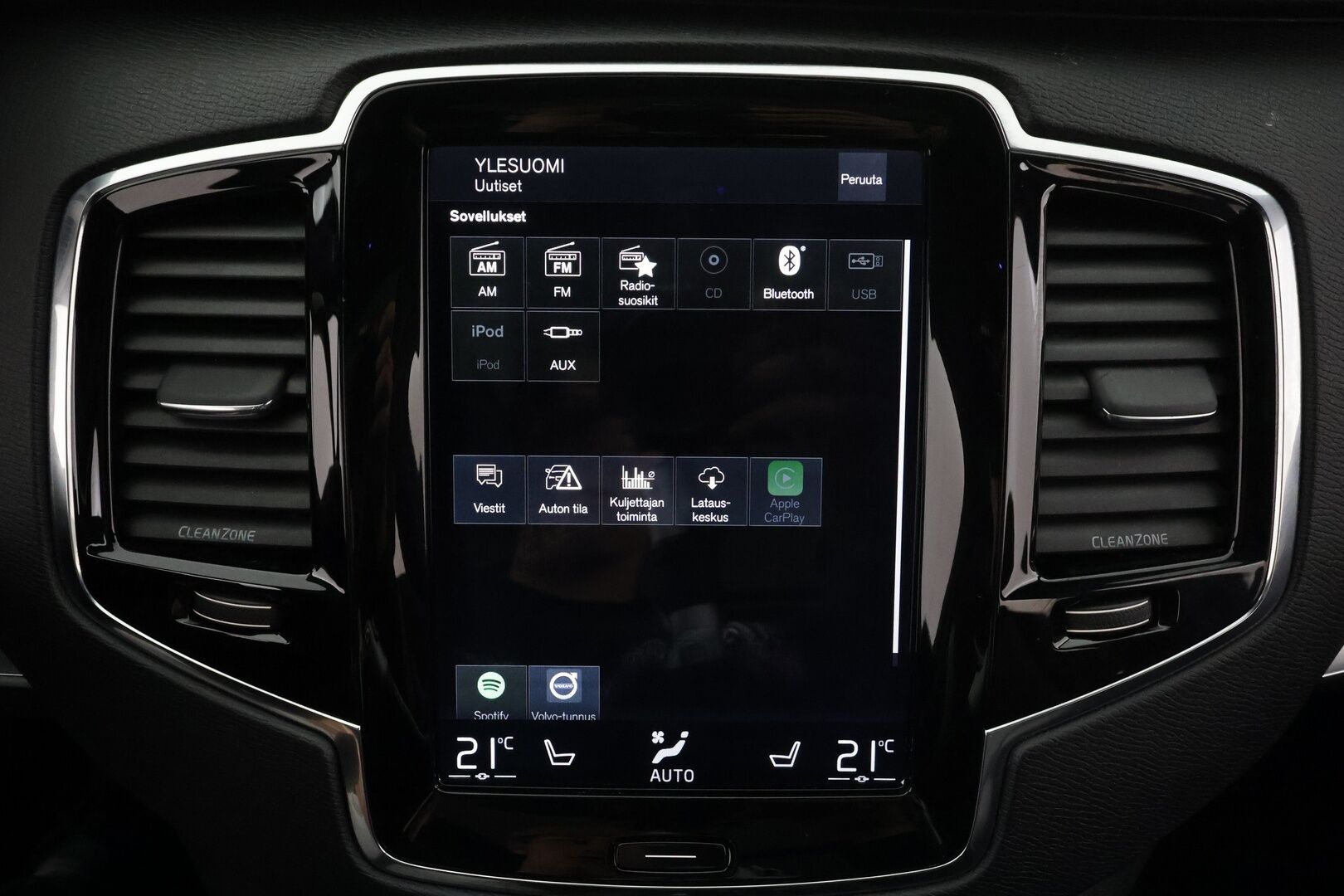 Volvo XC90 2016 D5 AWD Momentum aut * ACC / Panorama / Full-LED / Sporttinahat muistilla / Lisälämmitin / Applecarplay * - *Ei Adblue / Kahdet renkaat*