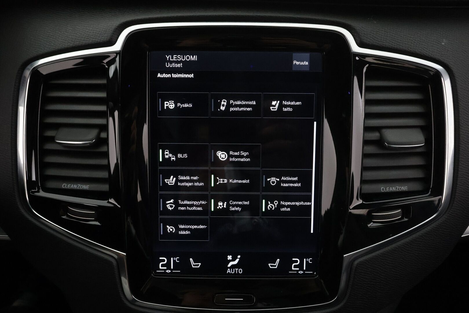 Volvo XC90 2016 D5 AWD Momentum aut * ACC / Panorama / Full-LED / Sporttinahat muistilla / Lisälämmitin / Applecarplay * - *Ei Adblue / Kahdet renkaat* - HULLUT AVAJAISHULINAT KORKOTARJOUS 3,29 %