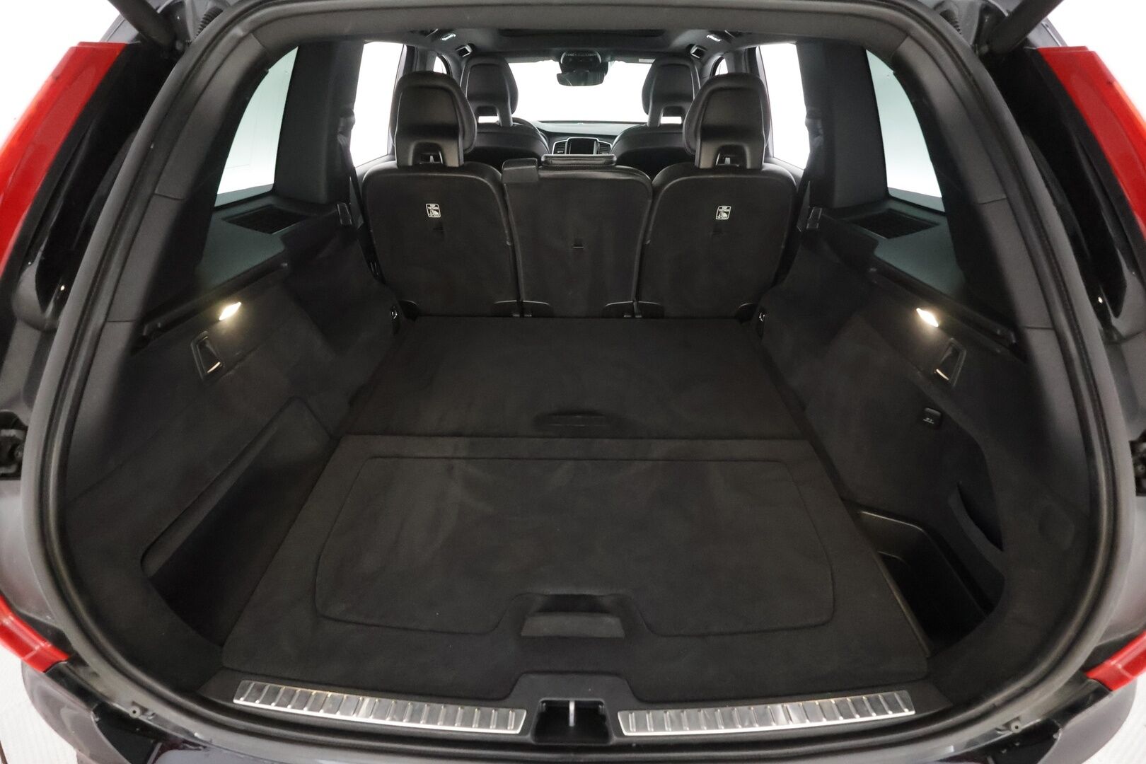 Volvo XC90 2016 D5 AWD Momentum aut * ACC / Panorama / Full-LED / Sporttinahat muistilla / Lisälämmitin / Applecarplay * - Kahdet renkaat