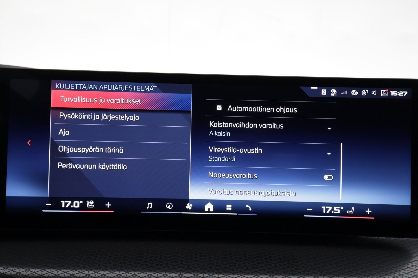 BMW I4 M60 2025 xDrive Fully Charged - | ACC | Koukku | Lisälämmitin | 360-Kamera | H/K | HUD | Widescreen | Muistipenkki | 1.Om Suomi-auto | Kahdet Renkaat | Merkkihuollettu |