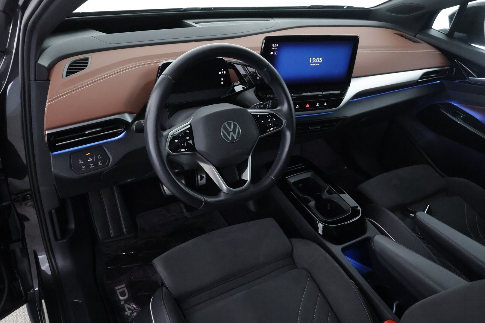 Volkswagen ID.4 2021 Pro Performance 150 kW, akku 77 kWh - | ACC | ILP | Koukku | Lasikatto | HUD | Matrix-LED | Hierovat muistipenkit | 360-Kamera | Puolinahat | Navi | Keyless | Kahdet Renkaat |