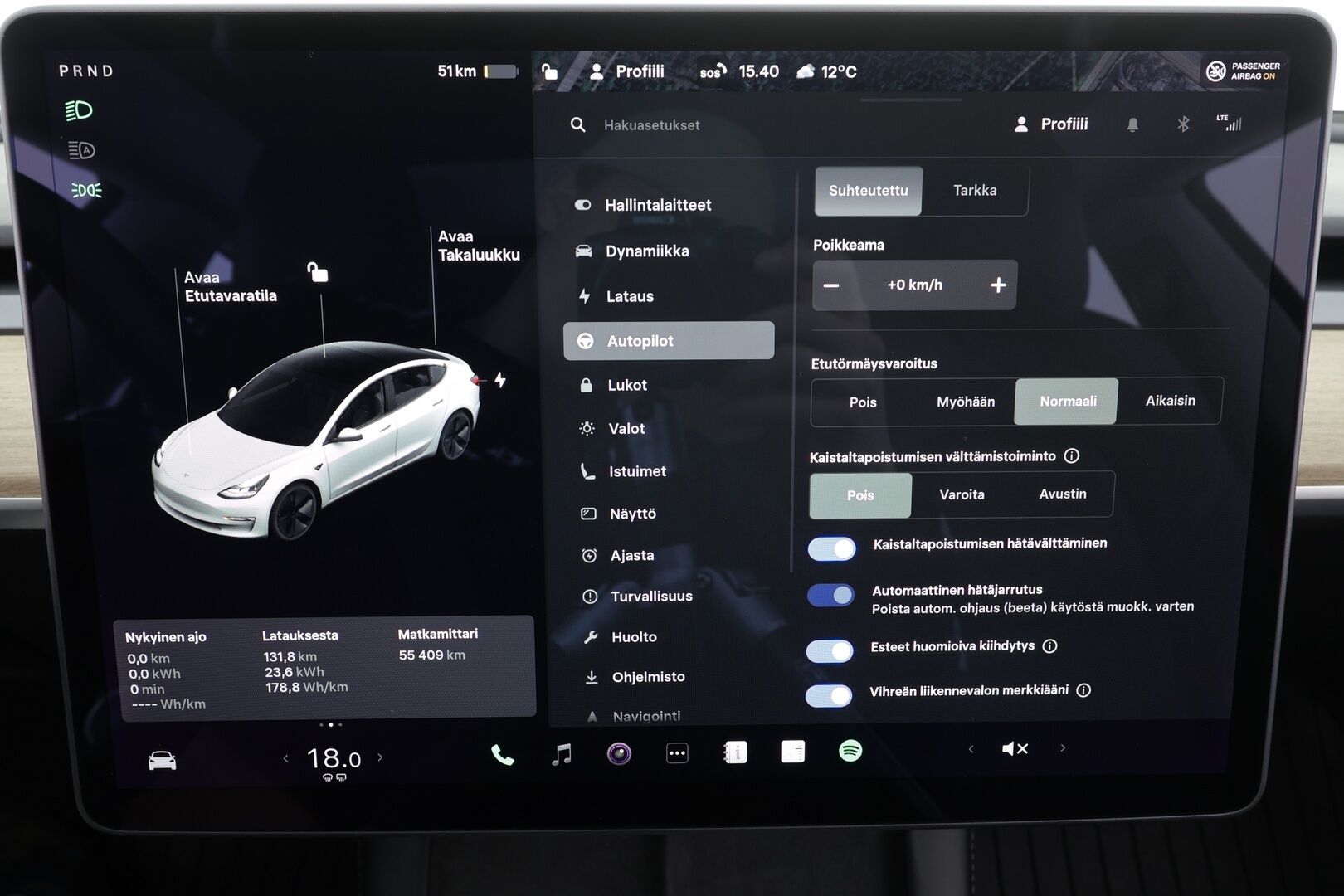 Tesla Model 3 2021 Standard Range Plus * Lasikatto / P.kamera / Matrix LED / Navi / Nahat / ILP *