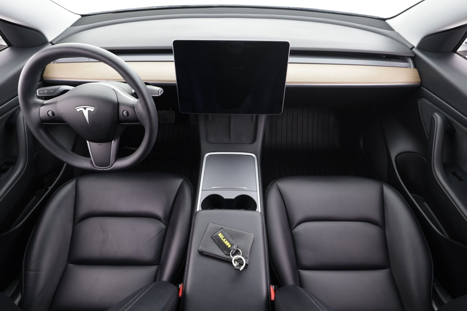 Tesla Model 3 2021 Standard Range Plus * ACC / ILP / P.kamera / Matrix LED / Navi * - Huippu sähköauto / Hyvät varusteet / Hieno yksilö - HULLUT AVAJAISHULINAT KORKOTARJOUS 3,29 %