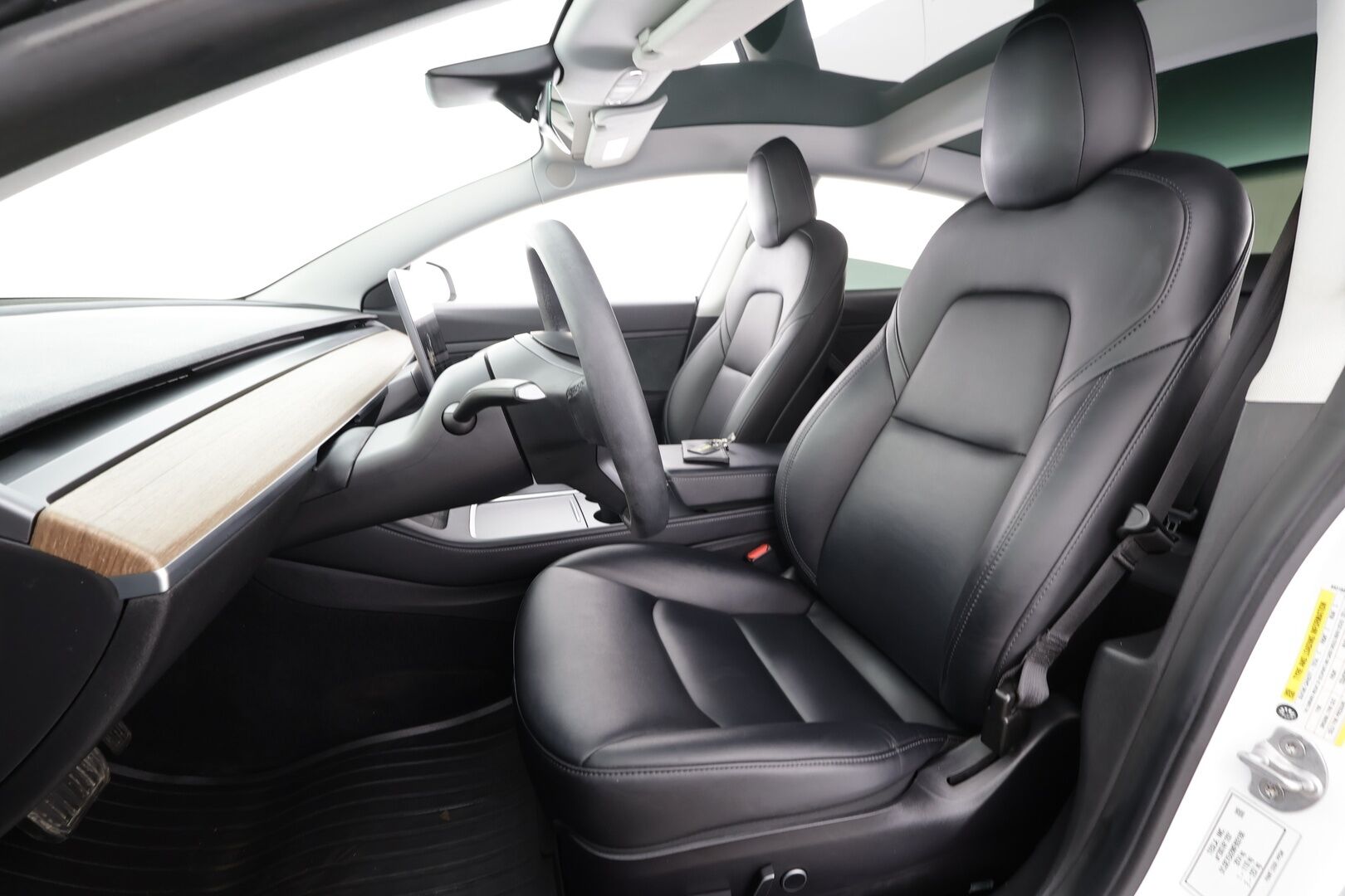 Tesla Model 3 2021 Standard Range Plus * ACC / ILP / P.kamera / Matrix LED / Navi * - Huippu sähköauto / Hyvät varusteet / Hieno yksilö - HULLUT AVAJAISHULINAT KORKOTARJOUS 3,29 %