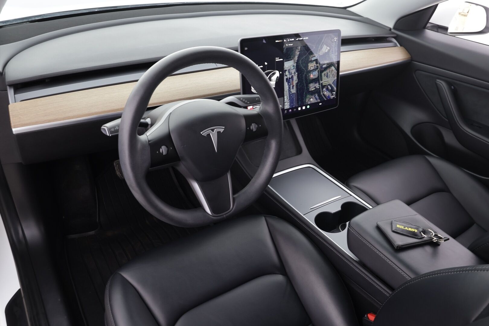 Tesla Model 3 2021 Standard Range Plus * Lasikatto / P.kamera / Matrix LED / Navi / Nahat / ILP *