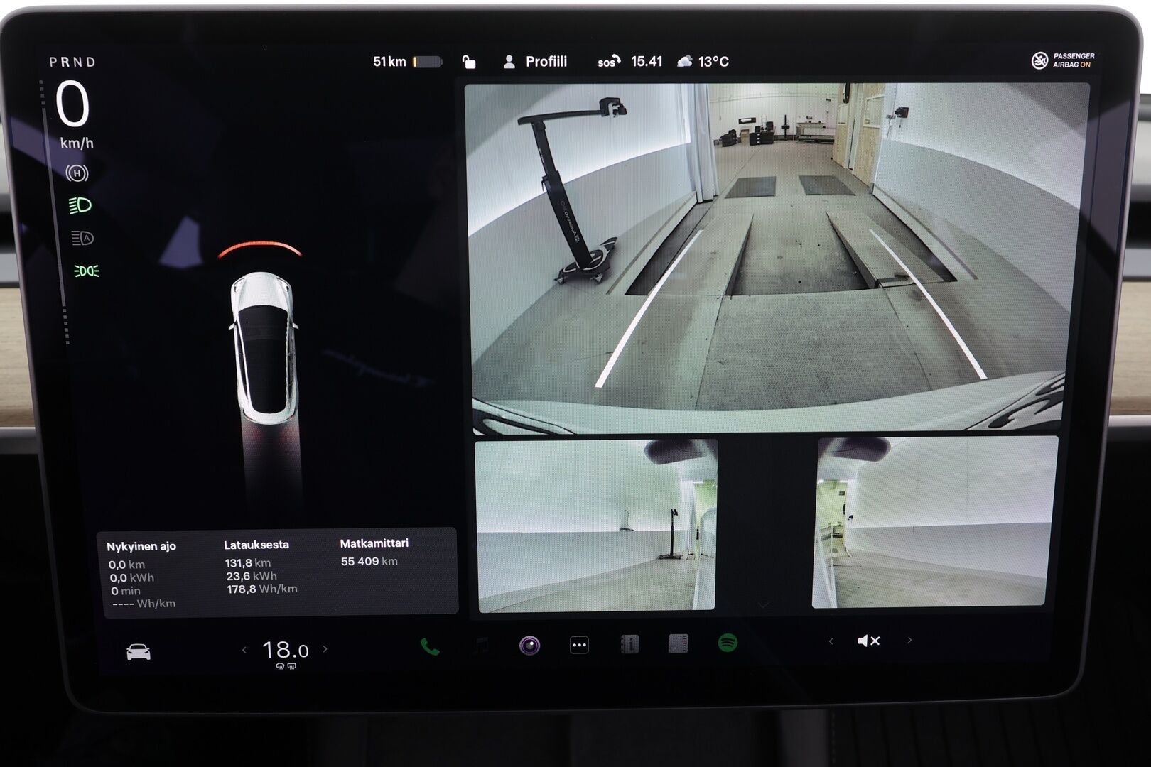 Tesla Model 3 2021 Standard Range Plus * Lasikatto / P.kamera / Matrix LED / Navi / Nahat / ILP *