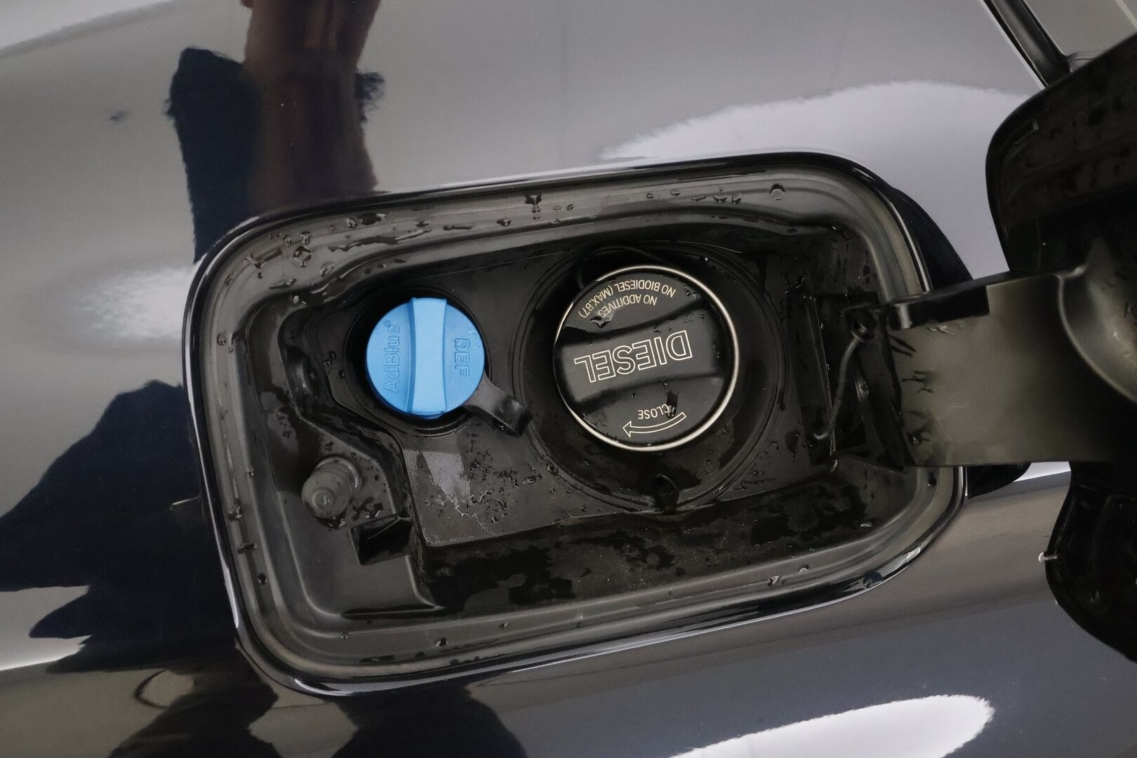 BMW 520 2015 F10 Sedan 520d A xDrive M-Sport * Vakkari / Lohko / Adapt LED / P.Tutkat / Sporttipenkit / Hifi * - Suomi-auto / Kahdet Renkaat - HULLUT AVAJAISHULINAT KORKOTARJOUS 3,29 %