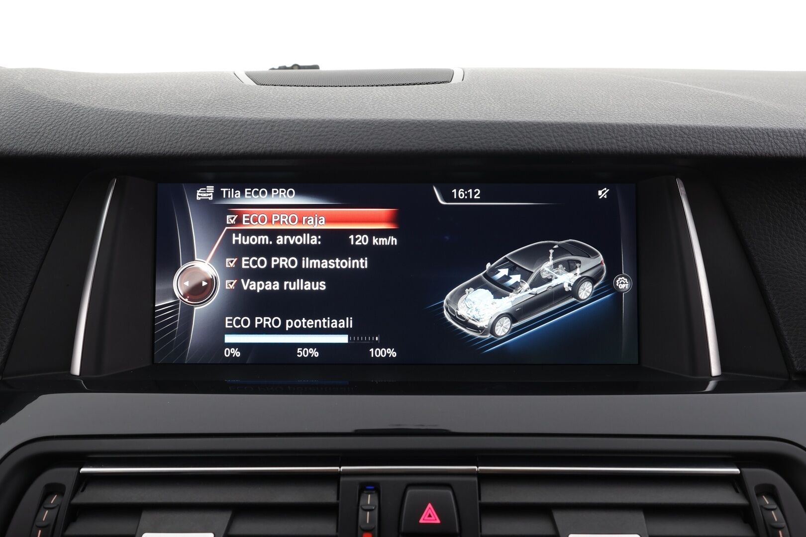 BMW 520 2015 F10 Sedan 520d A xDrive M-Sport * Vakkari / Lohko / Adapt LED / P.Tutkat / Sporttipenkit / Hifi * - Suomi-auto / Kahdet Renkaat - HULLUT AVAJAISHULINAT KORKOTARJOUS 3,29 %