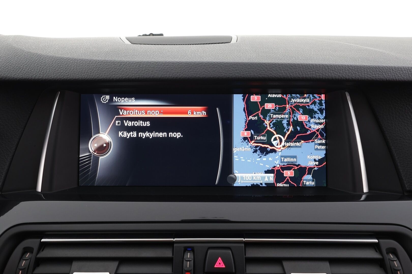 BMW 520 2015 F10 Sedan 520d A xDrive M-Sport * Vakkari / Lohko / Adapt LED / P.Tutkat / Sporttipenkit / Hifi * - Suomi-auto / Kahdet Renkaat - HULLUT AVAJAISHULINAT KORKOTARJOUS 3,29 %