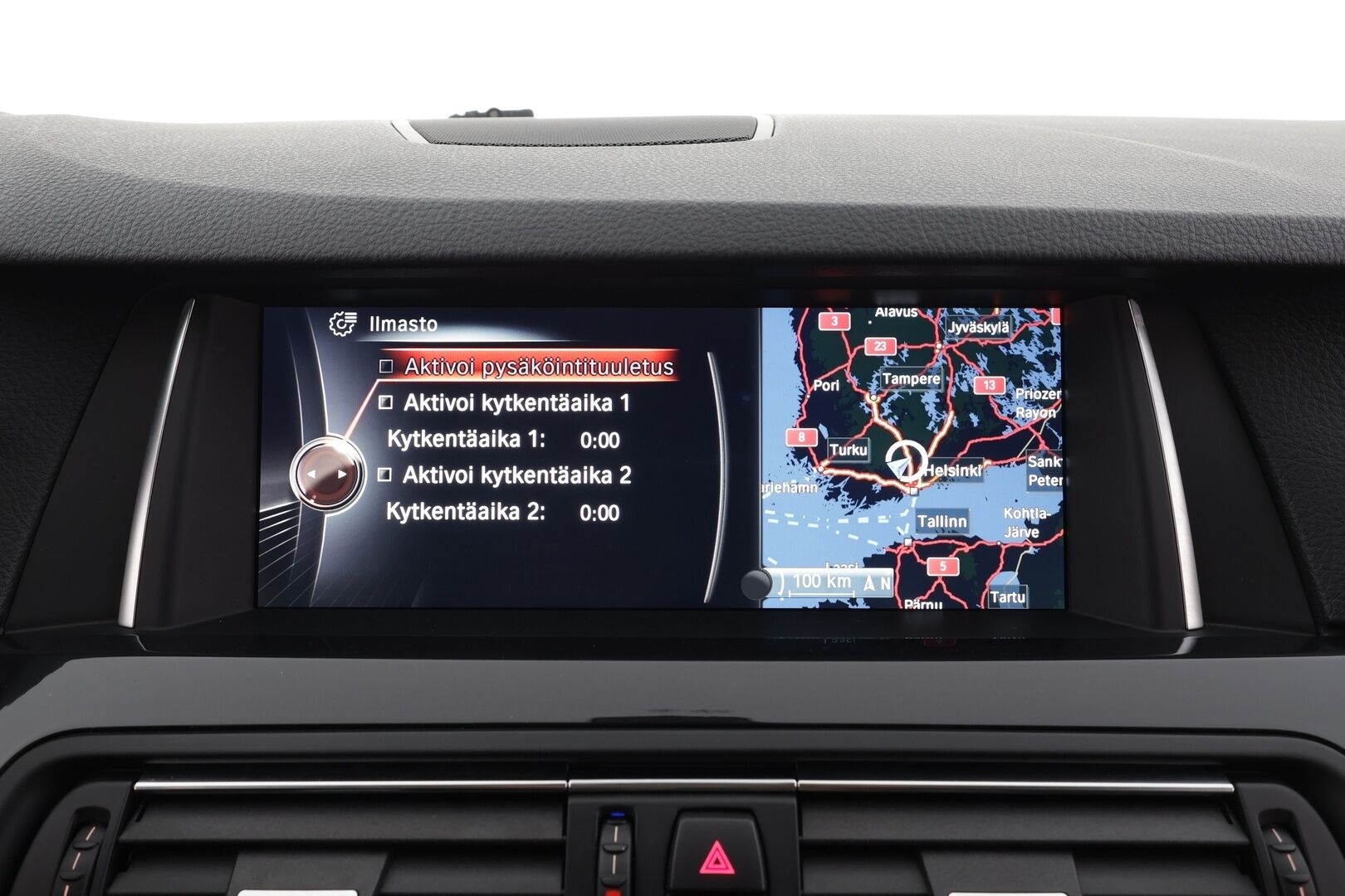 BMW 520 2015 F10 Sedan 520d A xDrive M-Sport * Vakkari / Lohko / Adapt LED / P.Tutkat / Sporttipenkit / Hifi * - Suomi-auto / Kahdet Renkaat - HULLUT AVAJAISHULINAT KORKOTARJOUS 3,29 %