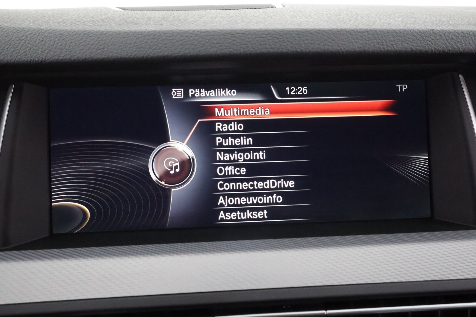 BMW 520 2015 F10 Sedan 520d A xDrive LCI M-Sport *ACC / HUD / Digimittaristo / H&K / Adapt.LED* - Suomi-auto / Kahdet Renkaat