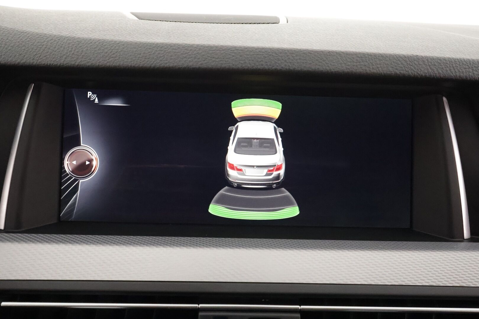 BMW 520 2015 F10 Sedan 520d A xDrive LCI M-Sport *ACC / HUD / Digimittaristo / H&K / Adapt.LED* - Suomi-auto / Kahdet Renkaat