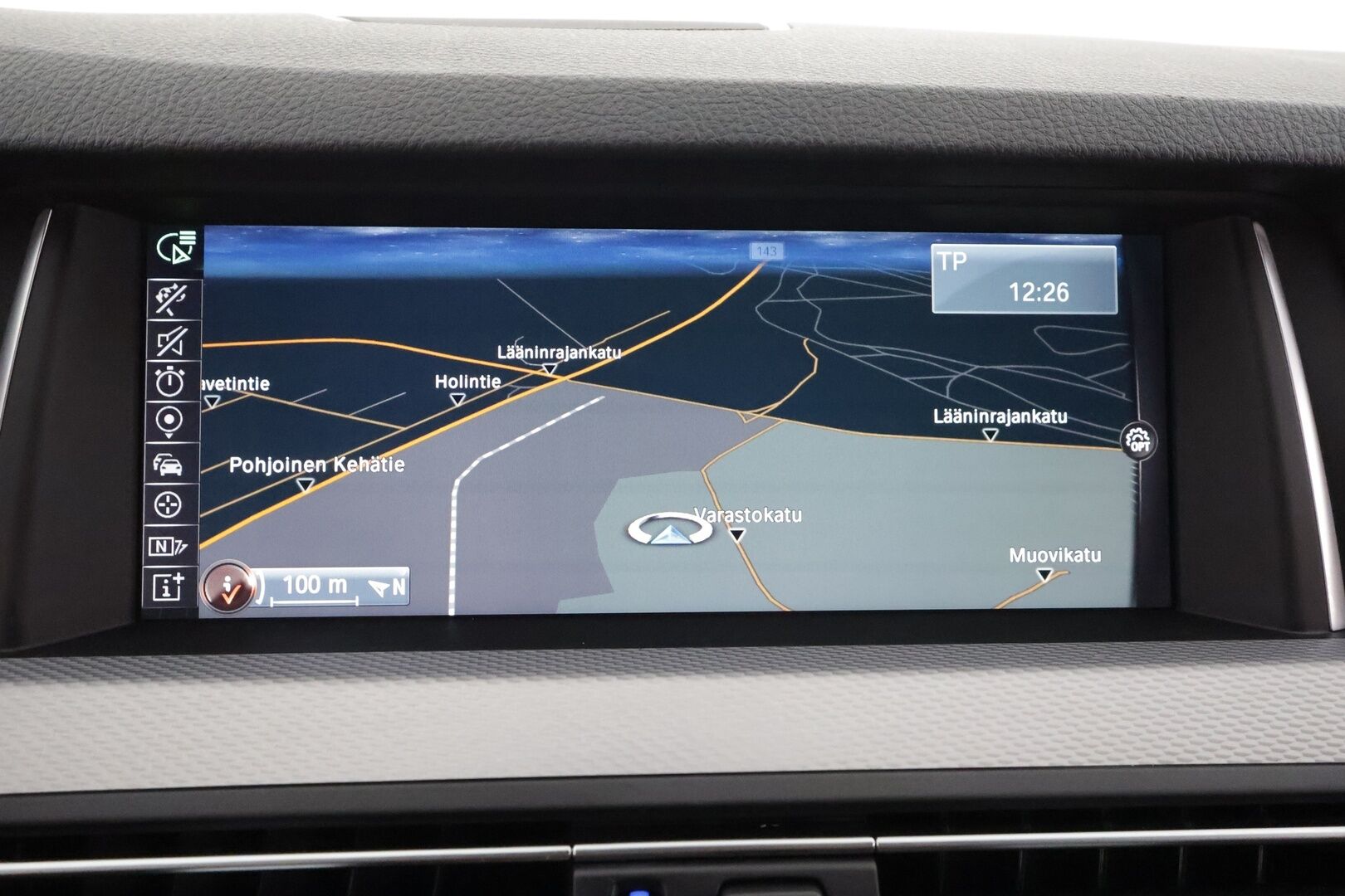 BMW 520 2015 F10 Sedan 520d A xDrive LCI M-Sport *ACC / HUD / Digimittaristo / H&K / Adapt.LED* - Suomi-auto / Kahdet Renkaat