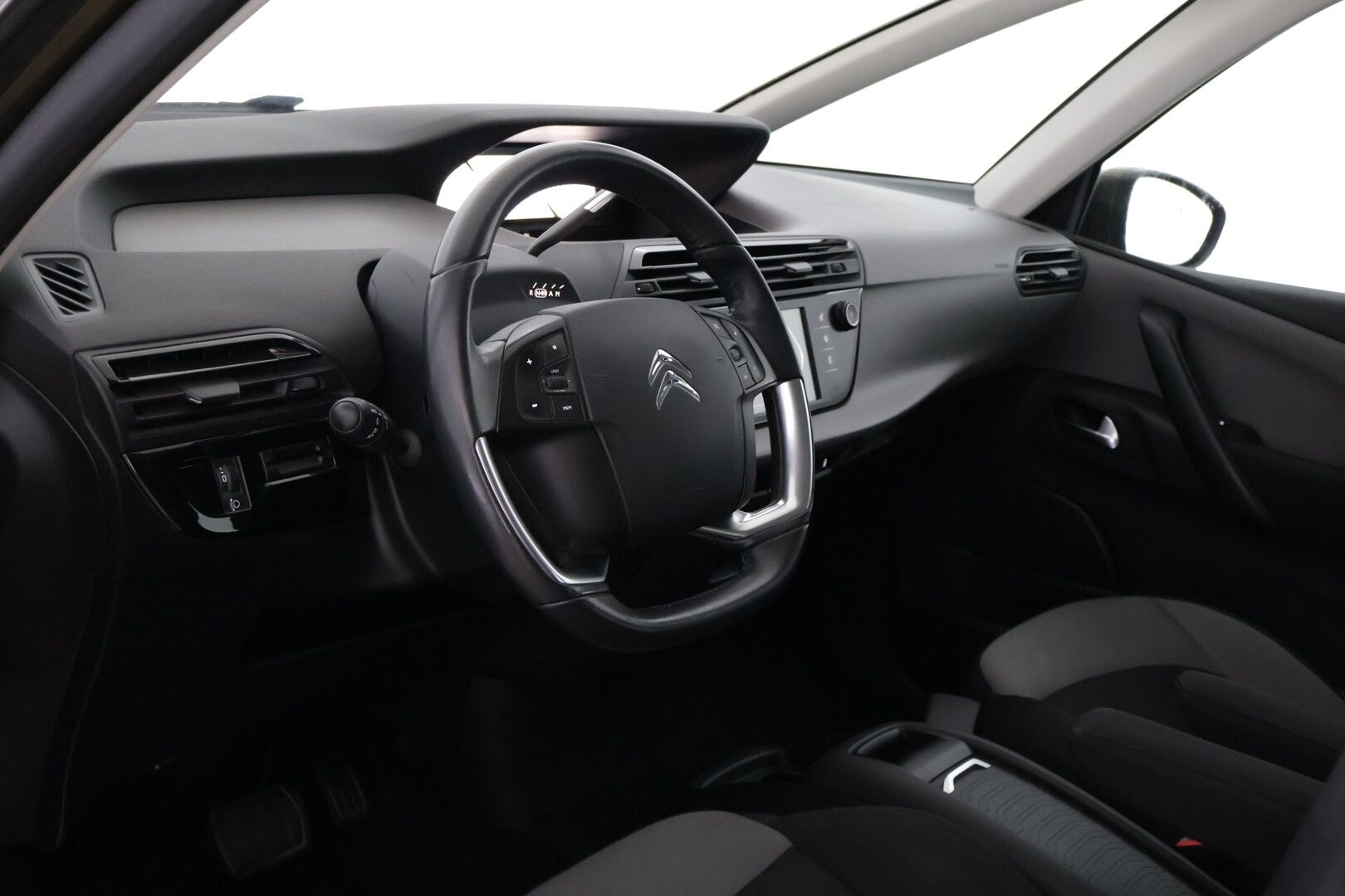 Citroen C4 Picasso 2015 e-HDi 115 Confort ETG6 Automaatti - YritysOutlet - Myydään vain yrityksille - Webasto kaukosäätimellä / Hyvä huoltohistoria