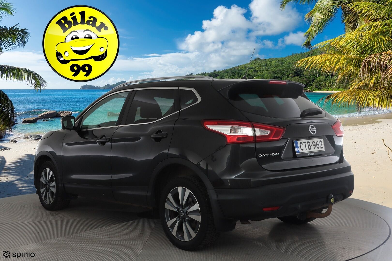 Nissan Qashqai 2015 dCi 130 Business 360 2WD 6M/T Leather * Vakkari / 360° / Bluetooth / Navi / LED / Nahat / Sähköpenkki / Koukku * - Suomi-auto / Kahdet renkaat aluvanteilla