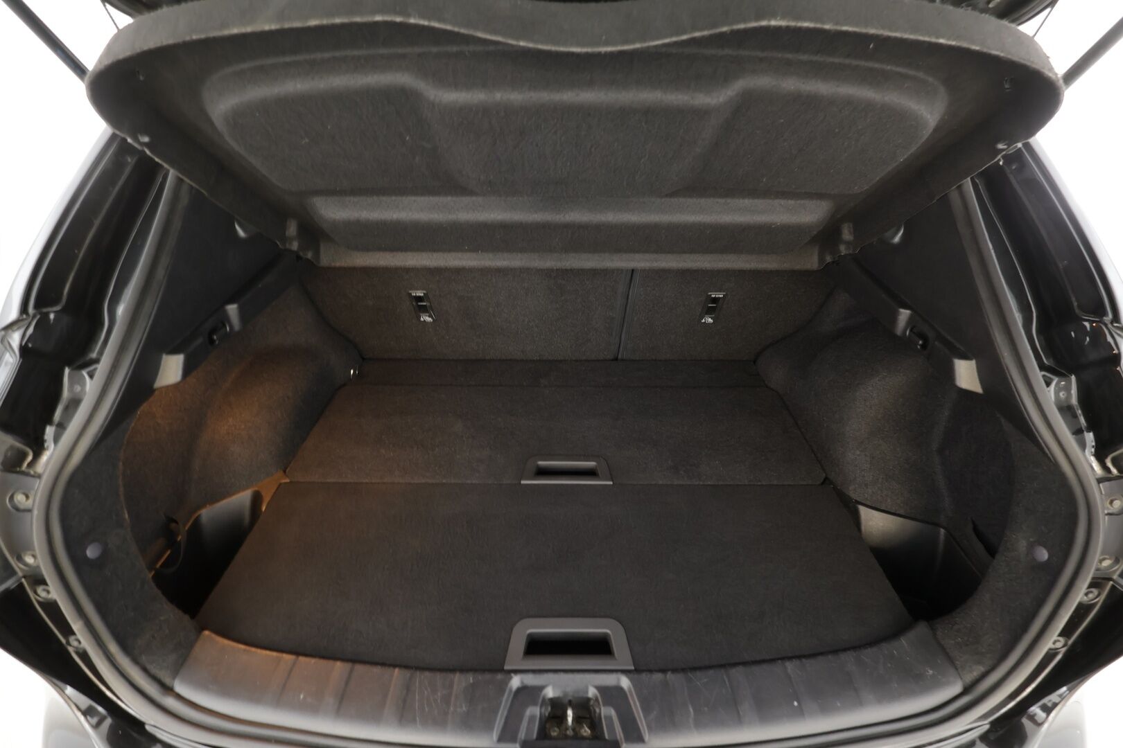 Nissan Qashqai 2015 dCi 130 Business 360 2WD 6M/T Leather * Vakkari / 360° / Bluetooth / Navi / LED / Nahat / Sähköpenkki / Koukku * - Suomi-auto / Kahdet renkaat aluvanteilla