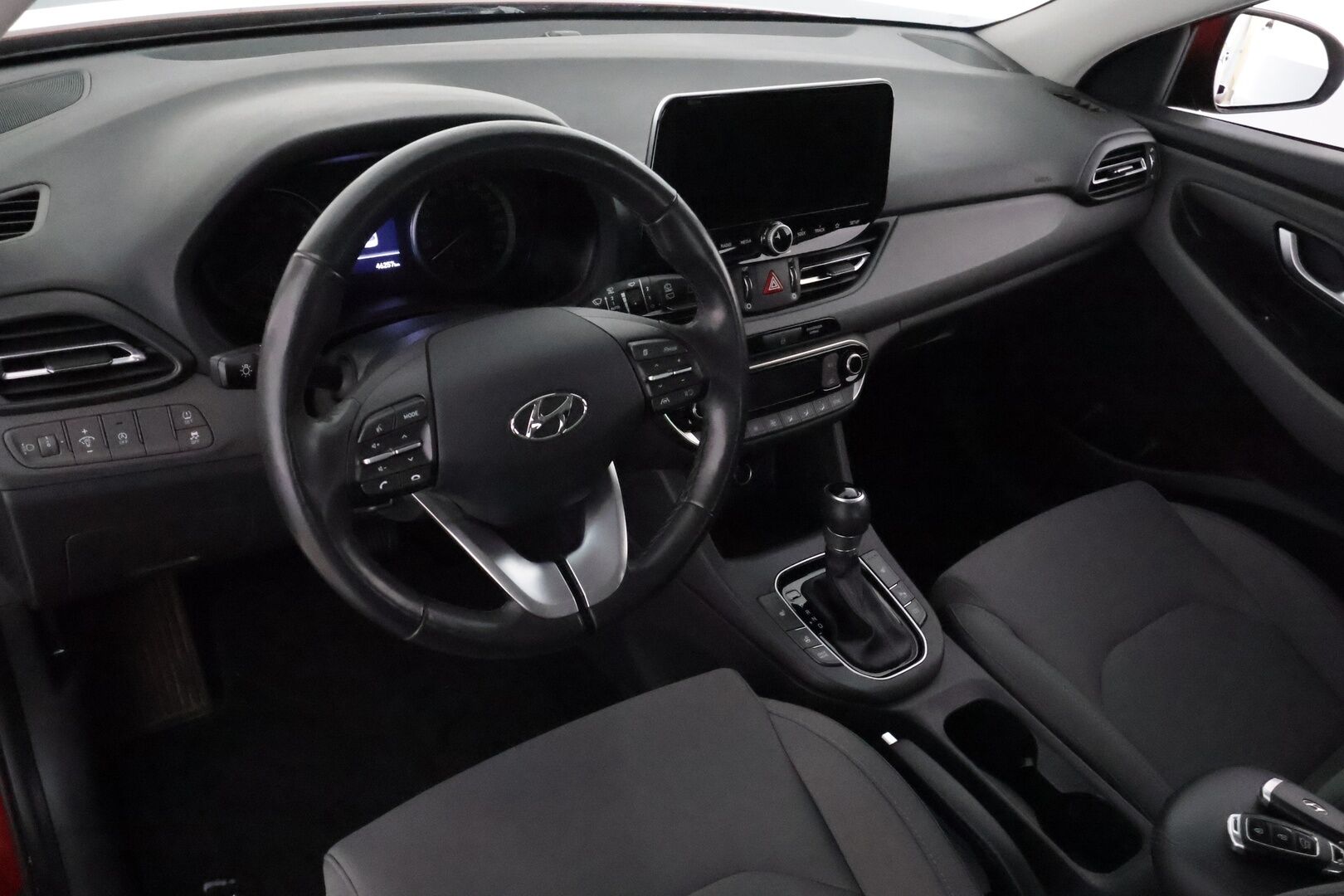 Hyundai i30 Wagon 2021 1,0 T-GDI 120 hv 7-DCT-aut Comfort **Vakkari / P.kamera / KeylessGo / LED / Navi / Lohkolämmitin** - Suomi-auto / Kahdet renkaat aluvanteilla