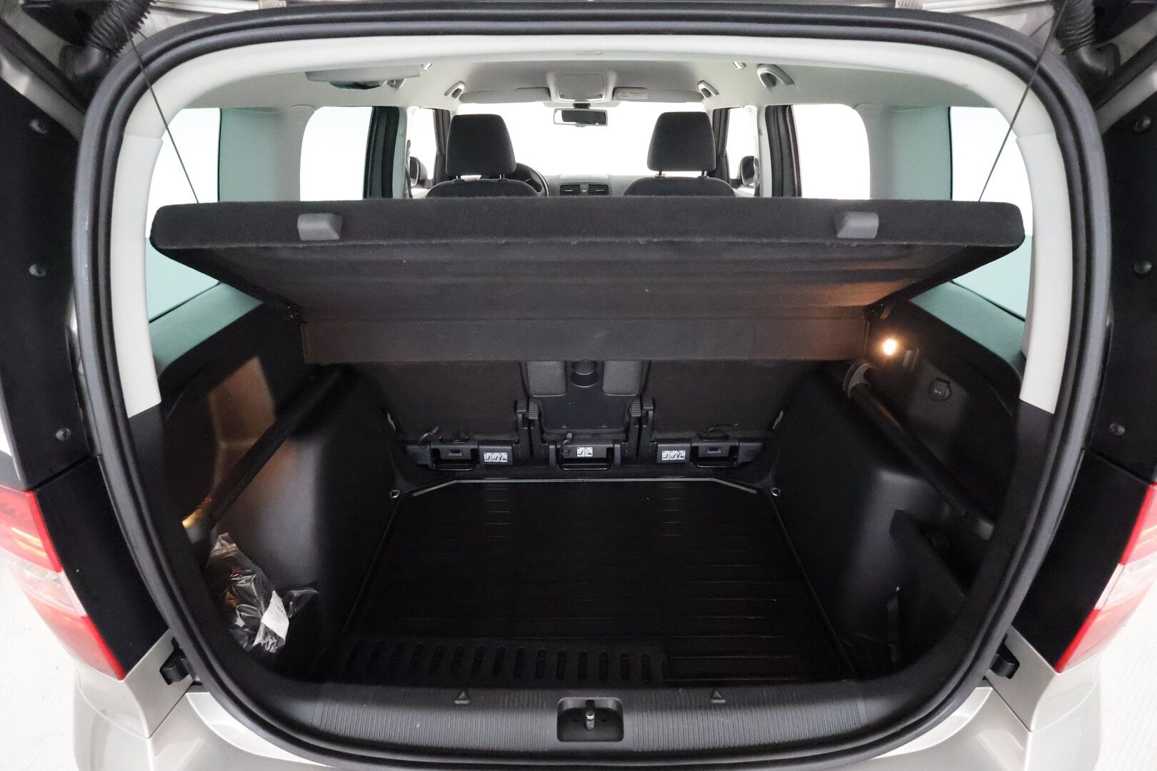 Skoda Yeti 2015 Outdoor 2,0 TDI 140 4x4 Elegance DSG **Suomi-auto / Facelift / Lohko / Vakkari / Xenon / Mirrorlink / Keyless**