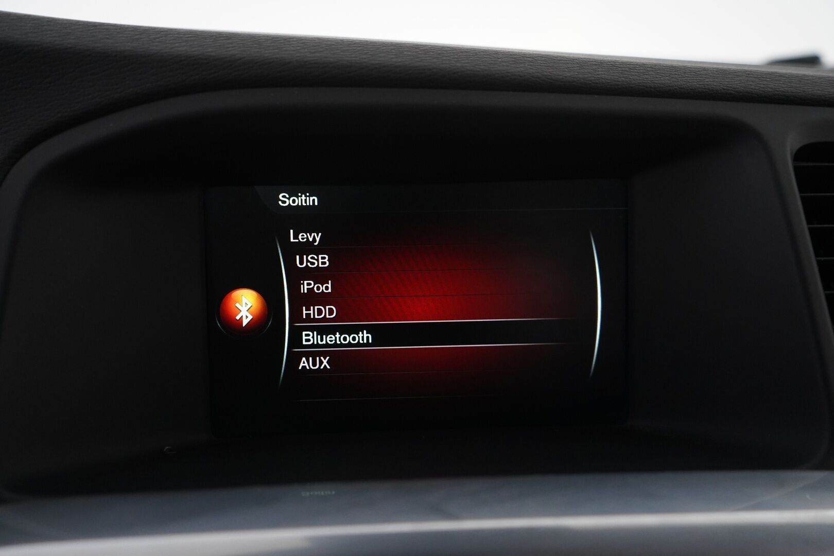 Volvo V60 2015 D4 Ocean Race Business aut *Acc / Webasto / Digimittari / Blis / Nahkasisusta / Voc / Nav / Bt* - Kahdet vanteet / Suomi-auto / Hyvät huollot