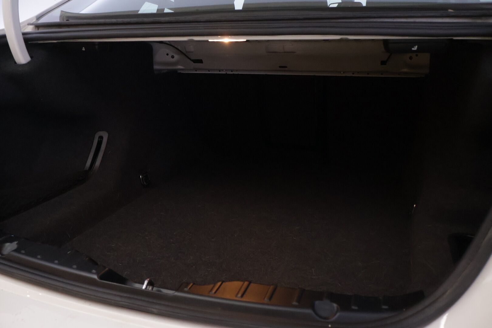 BMW 520 2015 F10 Sedan 520d A Business - Suomiauto | Lohko | KeylessGo | Vakkari | Kahdet renkaat 