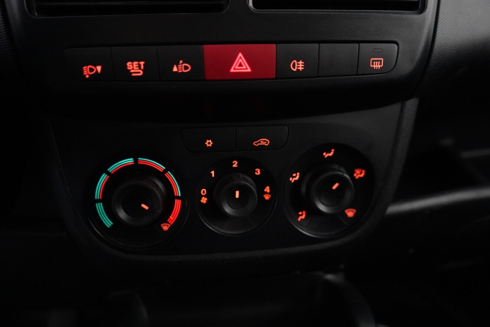 Opel Combo 2015 Van L2H1 1,3 CDTI Start/Stop 66kW - YritysOutlet - Myydään vain yrityksille - Juuri Saapunut!