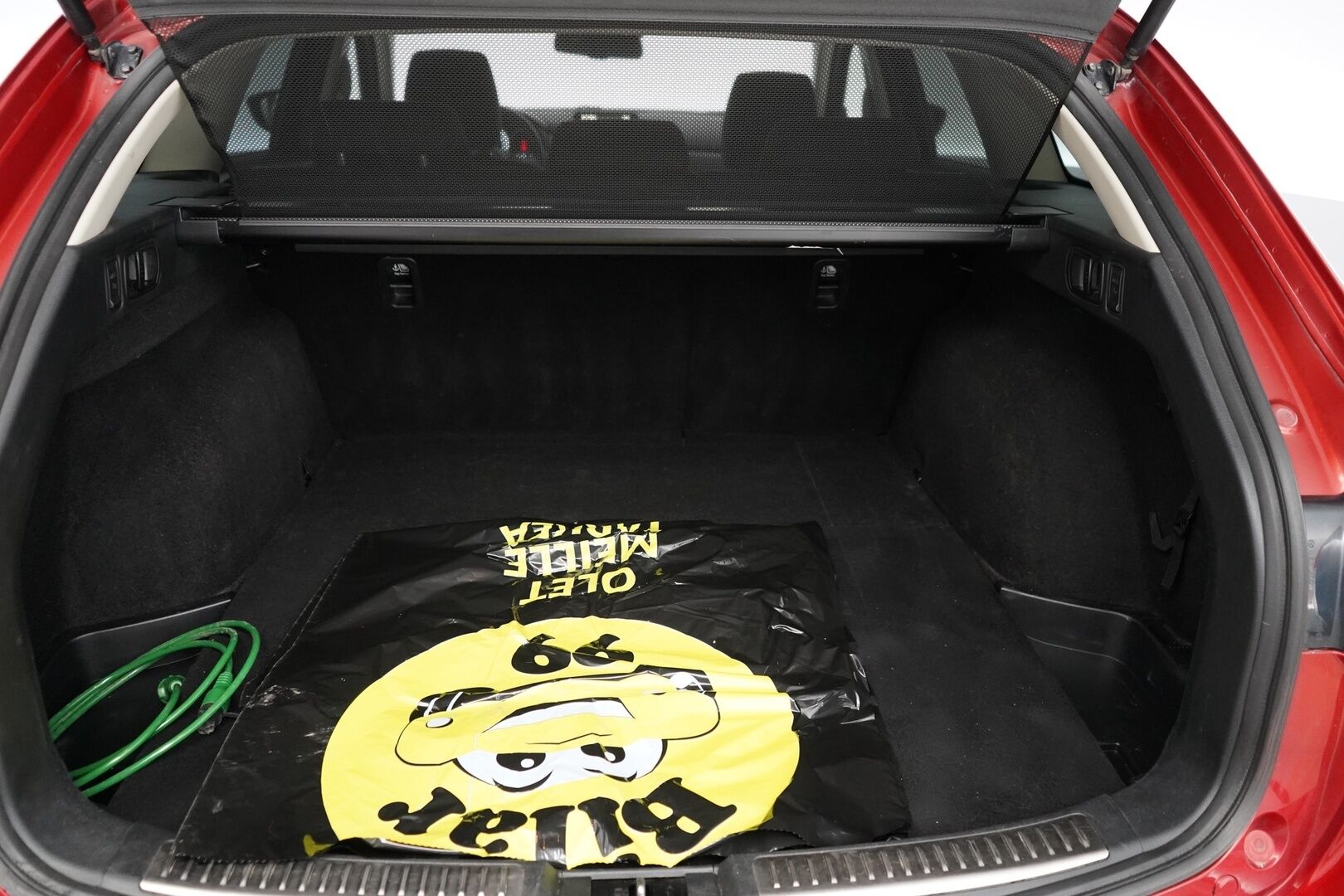 Mazda 6 2015 Sport Wagon 2,0 (145) SKYACTIV-G Premium Plus * Vakkari / Lohko / Tutkat / Penkinlämmittimet / Bluetooth * - Suomi-auto / Merkkihuollettu / Juuri katsastettu / Kahdet OEM vanteet