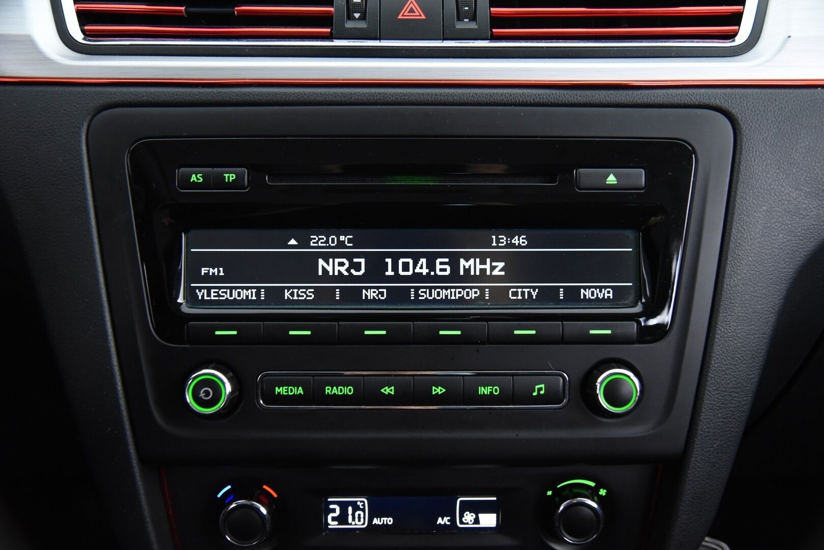 Skoda Rapid 2015 Spaceback 1,6 TDI 105 Elegance / Myydään huutokaupat.comissa! / - / Myydään huutokaupat.comissa! /