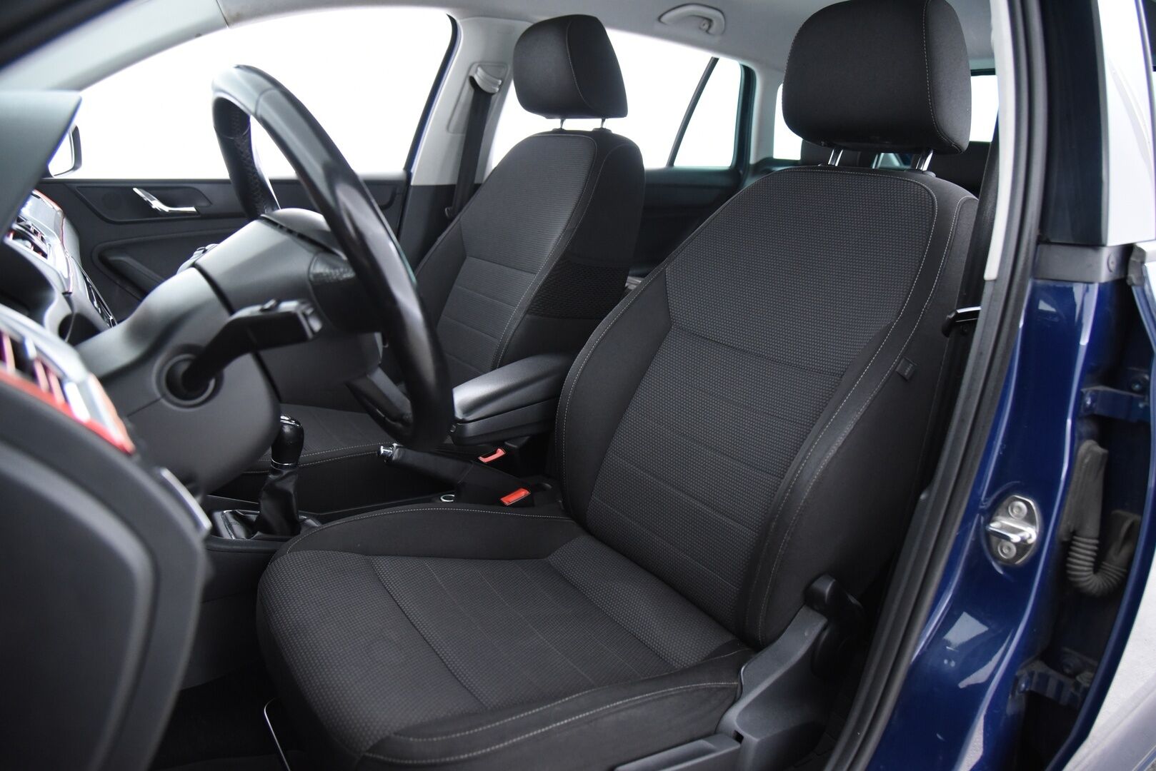 Skoda Rapid 2015 Spaceback 1,6 TDI 105 Elegance / Myydään huutokaupat.comissa! / - / Myydään huutokaupat.comissa! /