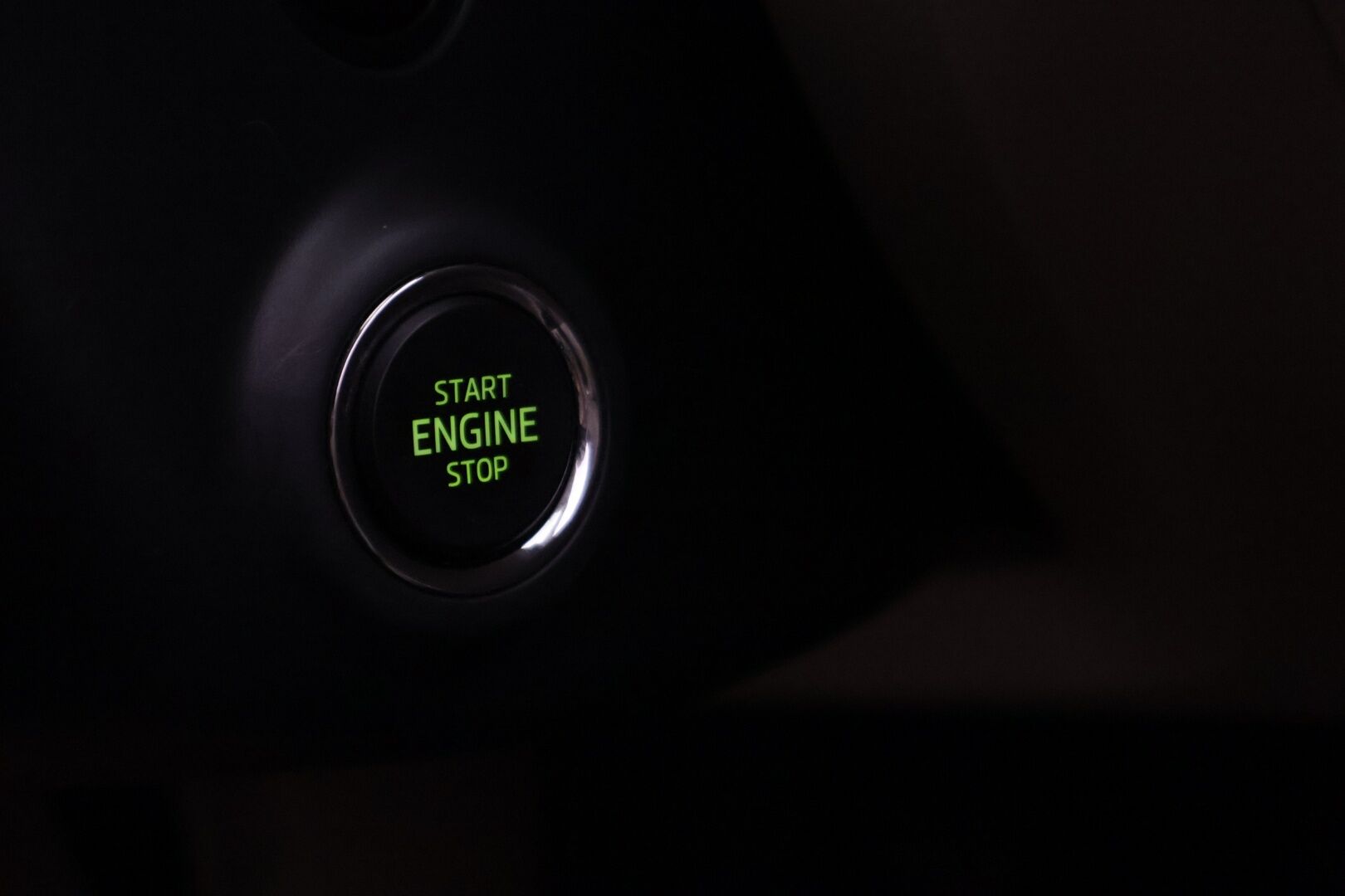 Skoda Octavia 2015 Combi 1,4 TSI Elegance - 2.om Suomi-auto | Kessy | Vakkari | Bluetooth | S.kontti | Koukku | 2x renkaat