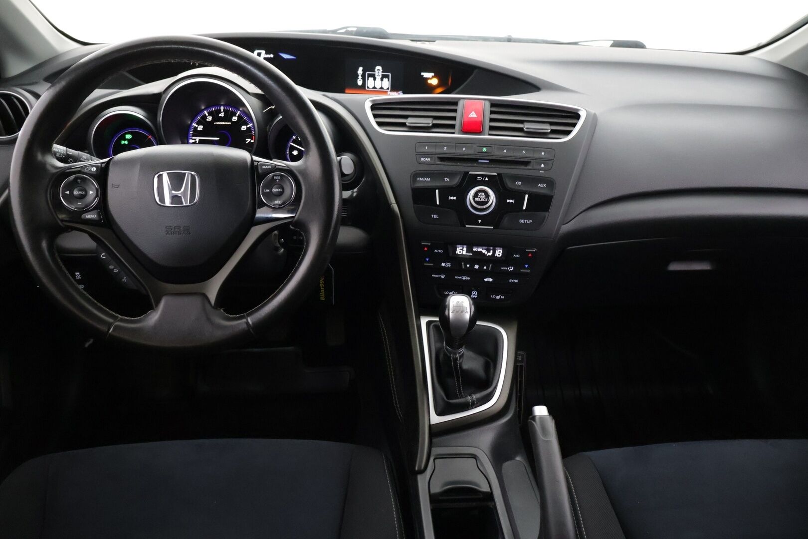 Honda Civic 2015 Tourer 1,8i Sport ADAS - Vakkari | P.kamera | BLIS | Bluetooth | Koukku