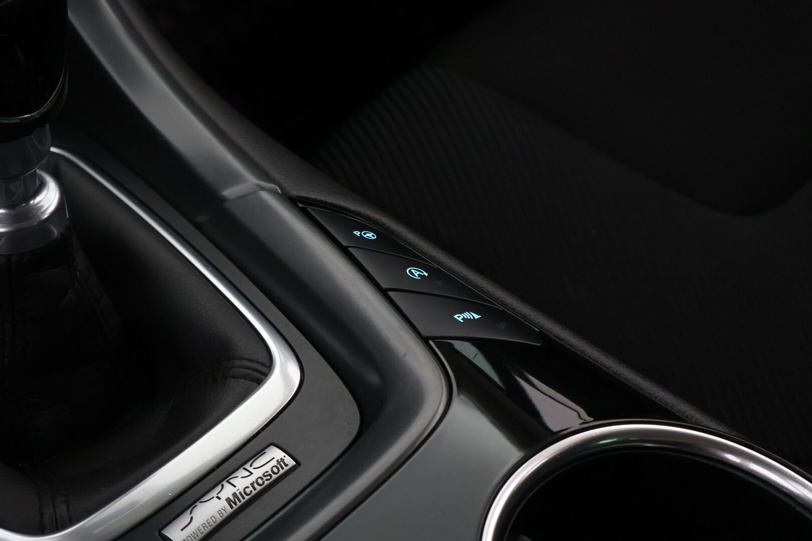 Ford Mondeo 2015 1,6 TDCi 115hv ECOnetic M6 Titanium Business 5D * Suomiauto / Peruutuskamera / Koukku / Sony Premium Sound / Dynamic LED - Lohko & Sisäpistoke / Facelift / Jakopää tehty! - Osta nyt, maksa vasta ensi vuonna