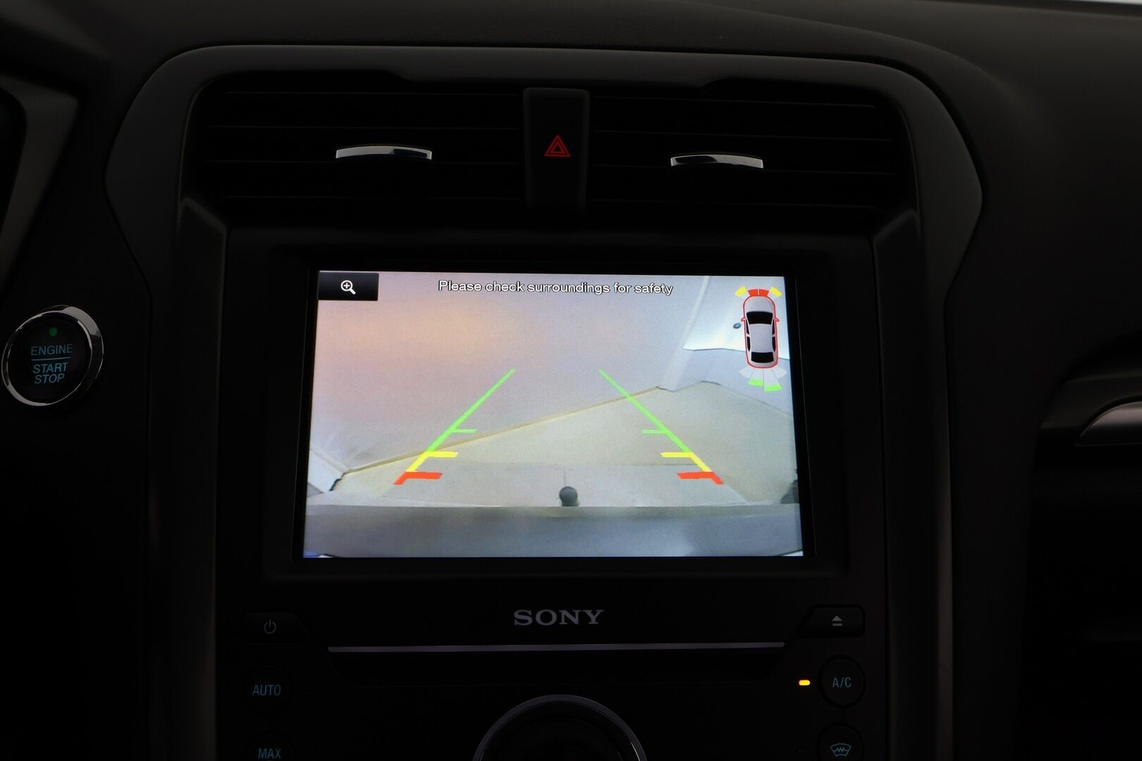 Ford Mondeo 2015 1,6 TDCi 115hv ECOnetic M6 Titanium Business 5D * Suomiauto / Peruutuskamera / Koukku / Sony Premium Sound / Dynamic LED - Lohko & Sisäpistoke / Facelift / Jakopää tehty! - Osta nyt, maksa vasta ensi vuonna