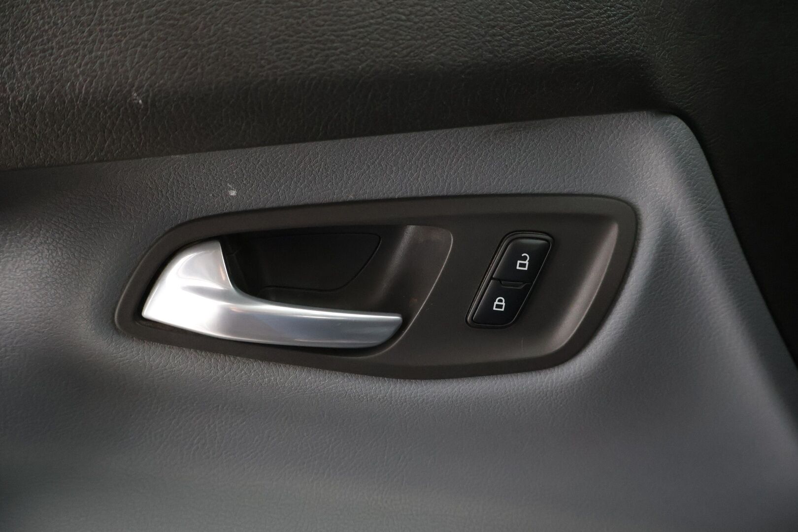 Ford Transit Custom 2015 310 2,2TDCi 125 hv Trend M6 Van N1 L2H1 FWD