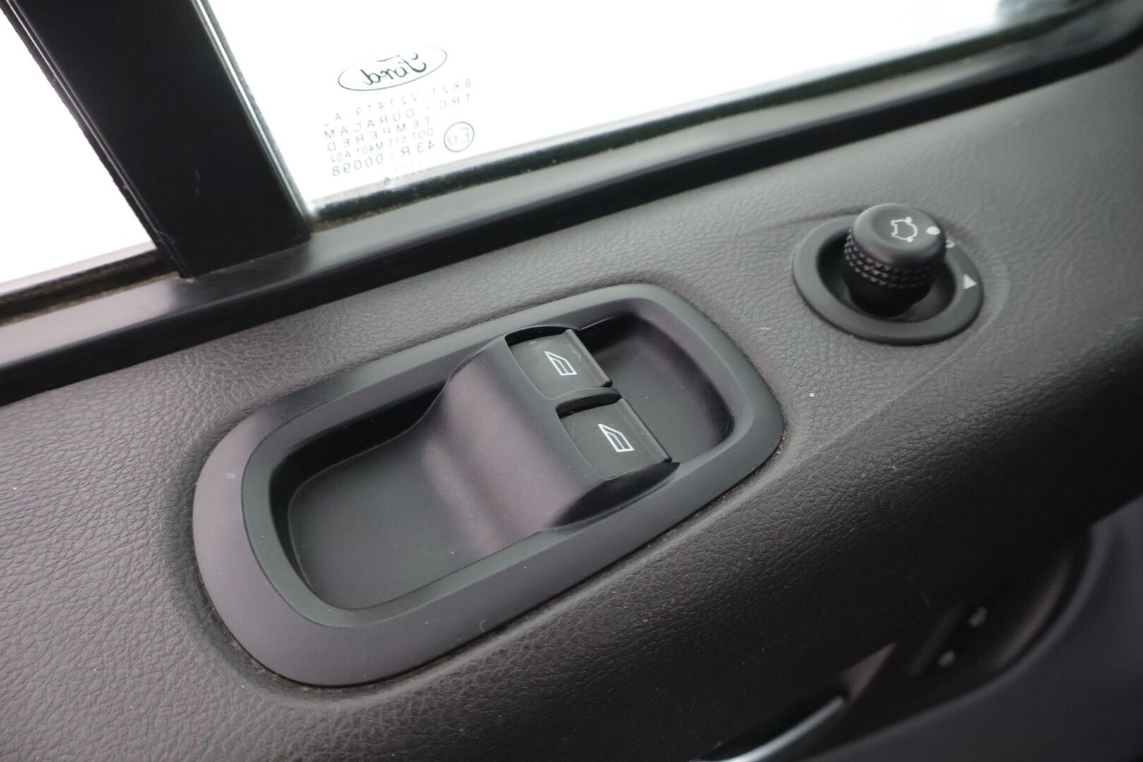 Ford Transit Custom 2015 310 2,2TDCi 125 hv Trend M6 Van N1 L2H1 FWD